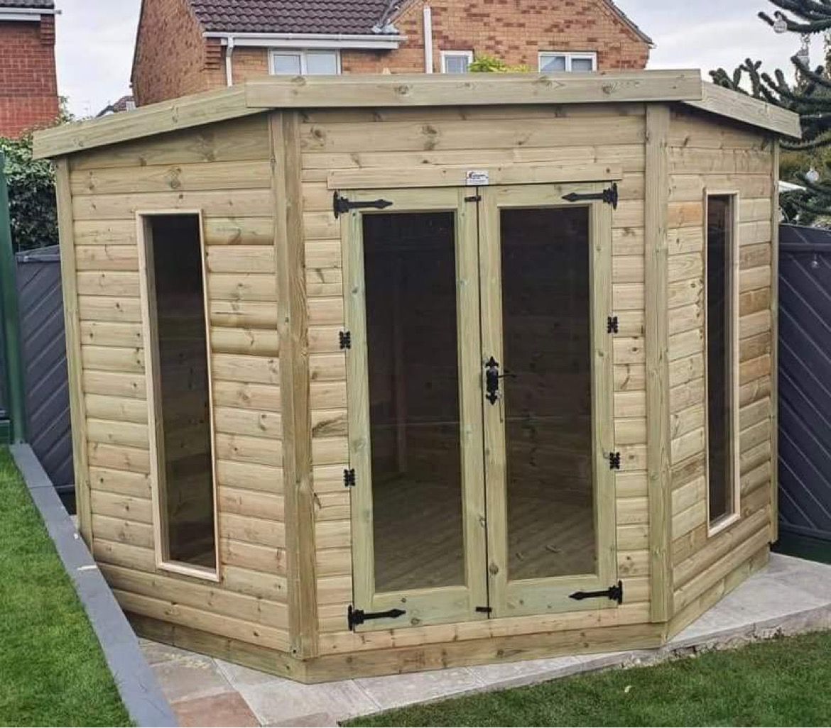 Swaledale Contemporary Corner Summer House